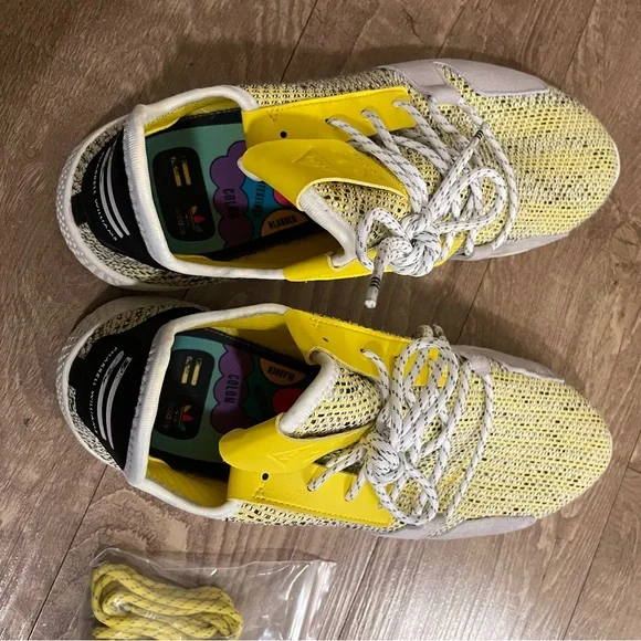 Adidas Originals Tennis Hu V2 Pharrell Solar Pack Yellow (Size Men’s 12 US) - Picture 4 of 7